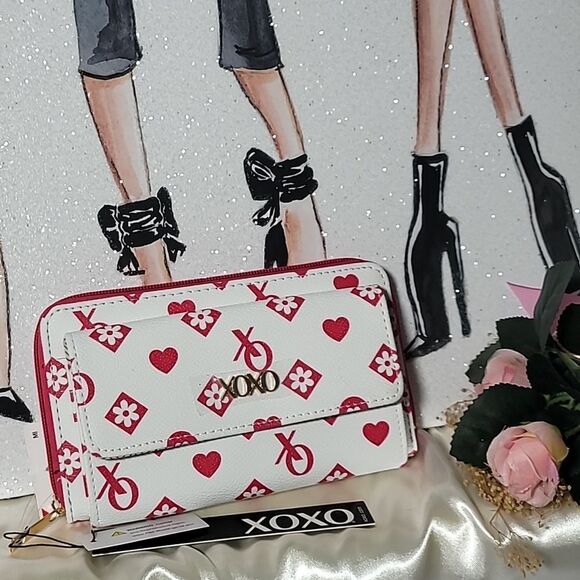 XOXO WITH LOG Zip Around Fashion Wallet! - Picture 2 of 7
